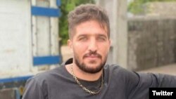 نهادهای حکومتی جمهوری اسلامی تلاش میکنند بهمن بهمنی را به عنوان متهم به کشتن کیان پیرفلک معرفی کنند