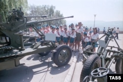 Советский пионерлагерь «Артек», 1980-е годы.