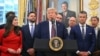 Дональд Трамп объявляет о своих последних решениях в сфере обороны и национальной безопасности в Овальном кабинете Белого дома. Вашингтон, 2 сентября 2025 года