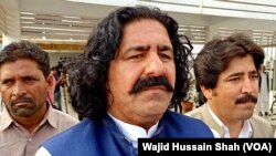 علي وزیر په قامي اسمبلۍ کې د جنوبي وزیرستان استازی دی - د ارشیف انځور