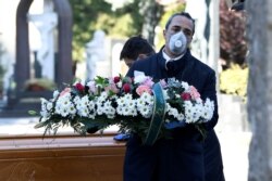 Похороны в Бергамо – городе, где из-за эпидемии погибло больше всего людей во всей Италии