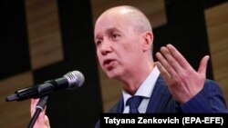 Belarusian oppositionist Valer Tsapkala (file photo)