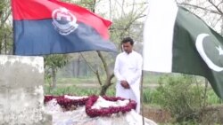 د پېښور پر جومات په برید کې وژل شوی پولیس سرتېری څوک وو؟