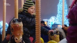 Як Різдво на Софійській площі у Києві гуляли (відео)
