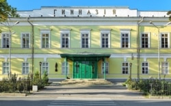 Літературний музей Антона Чехова в колишній будівлі чоловічої класичної гімназії, де він навчався з 1868 по 1879 рік