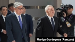 Первый президент Нурсултан Назарбаев в 2019 году ушел в отставку, президентом стал Касым-Жомарт Токаев, на тот момент спикер сената парламента