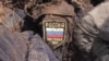 „Pe cine am îngropat, nu știu”. Familiilor militarilor ruși morți în Ucraina li se interzice să deschidă sicriele
