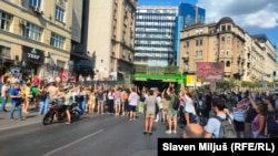 Građani ispred Terazijskog tunela, 30. jun 2025.