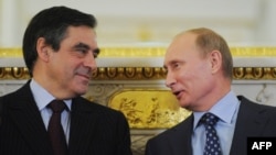 Ֆրանսիայի և Ռուսաստանի վարչապետեր Ֆրանսուա Ֆիյոնը և Վլադիմիր Պուտինը, արխիվ, Մոսկվա, 18 նոյեմբերի, 2011թ. 