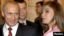 Владимир Путин һәм Алина Кабаева, 2004 ел