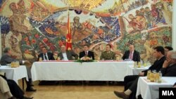 Претседателот Ѓорге Иванов на средба со поддржувачи на неговата кандидатура за Претседател на Македонија