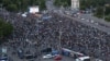 Imagine cu caracter ilustrativ, cu oameni adunați la un miting în București.