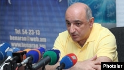 Борис Навасардян