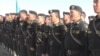 «Офицер зарабатывает меньше, чем курьер». В Казахстане уменьшаются доходы военных