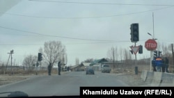 The road between the Kyrgyz cities of Batken and Isfana which leads to Tajikistan’s Vorukh exclave.