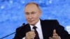 Putin vorbește la un forum economic din orașul portuar Vladivostok, Rusia, din Orientul Îndepărtat, pe 5 septembrie.