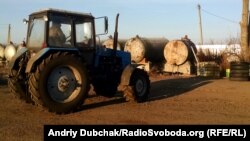 Заправка сільгосптехніки, Вінницька область, листопад 2014 року