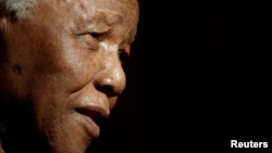 Former South African President Nelson Mandela speaking after being conferred with an Honorary Doctorate of Laws at the University of Galway in 2003.