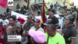 Pe străzile Caracasului după anunțul morții lui Chavez