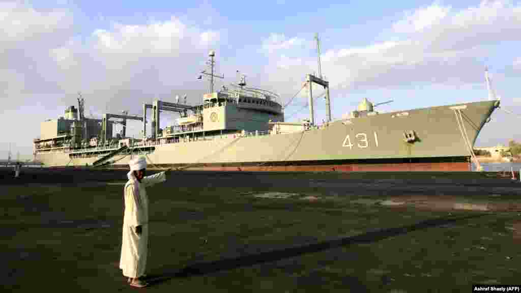 Корабль иранского военно-морского флота "Харг" в Порту Судана в Красном море 31 октября. (AFP/Ашраф Шазли)