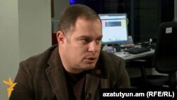 Секретарь фракции РПА Ованнес Саакян в прямом эфире Азатутюн-ТВ, Ереван, 14 января 2014 г. 