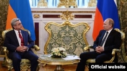 Встреча президента Армении Сержа Саргсяна (слева) с президентом России Владимиром Путиным (архив)