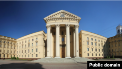 Будынак КДБ у Менску. Архіўнае фота