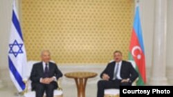Ադրբեջան – Իսրայելի նախագահ Շիմոն Պերեսը եւ Ադրբեջանի նախագահ Իլհամ Ալիեւը, 28-ը հունիսի, 2009թ․
