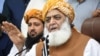 مولانا فضل الرحمان د اپوزېشن ګوندونو د مشرانو دا هوډ بیا تکرار کړی چې د دسمبر پر ۱۳مه به په لاهور کې په هر صورت جلسه کوي.