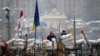 Украина -- Европачыл демонстранттардын Киевдин чок ортосундагы баррикадасы, 12-декабрь, 2013.