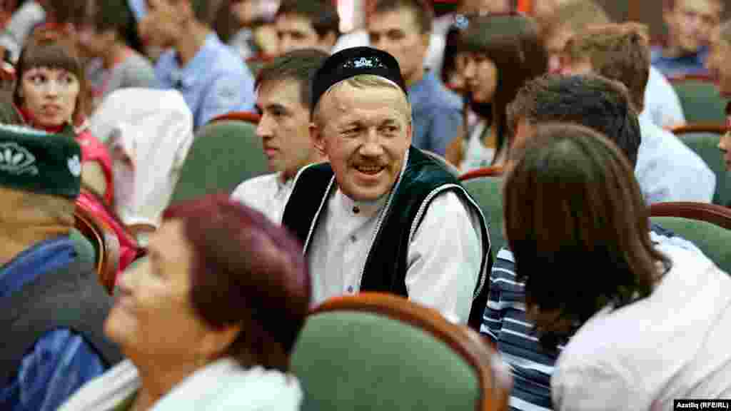 Делегатлар арасында Рамай Юлдашев кебек "ветеран"нар да булды