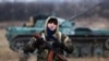 Чыгыш Украинадагы жикчил согушкерлердин бири. Иловайск, 18-ноябрь, 2014-жыл. 