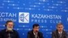 Березовка ауылының тағдыры енді сотта шешіледі дейді қоғамдық ұйым өкілдері. Солдан оңға қарай: Сергей Куратов, Евгений Жовтис және Юрий Усов. Алматы, 27 қаңтар 2009 ж.