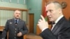 Экс-кандидат в президенты Белоруссии Владимир Некляев в минском суде, 5 мая 2011 г