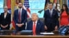 Американскиот претседател Доналд Трамп во Белата Куќа, Вашингот, архивска фотографија 