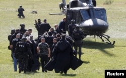 Janikije je na inauguraciju septembra 2021. doveden helikopterom Vojske Crne Gore
